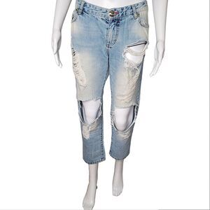 AMN Madness National Strawberry Cheesecake  Distressed Cropped Jeans Size 30